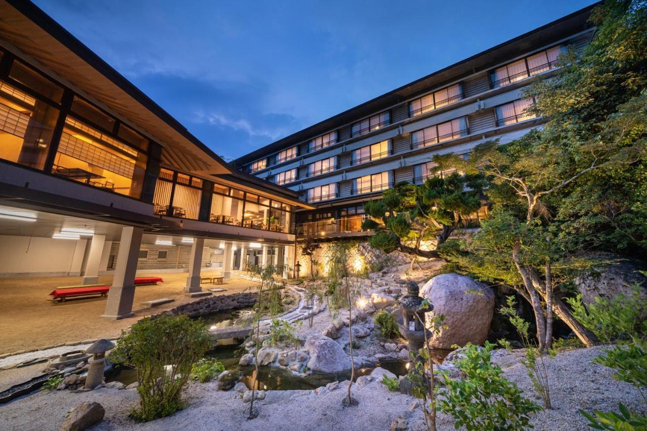 Miyajima Grand Hotel Arimoto Хацукаити Экстерьер фото