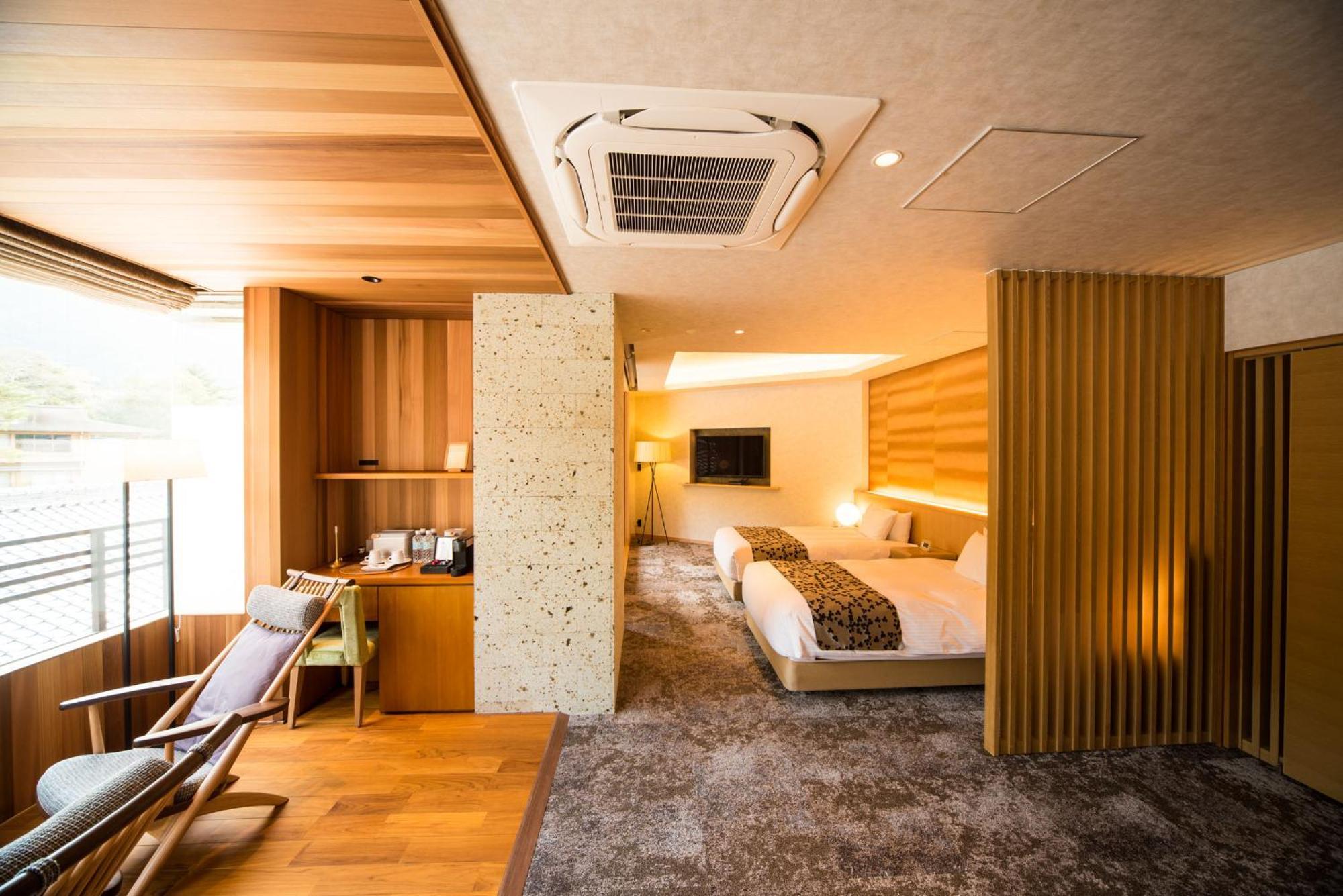 Miyajima Grand Hotel Arimoto Хацукаити Экстерьер фото