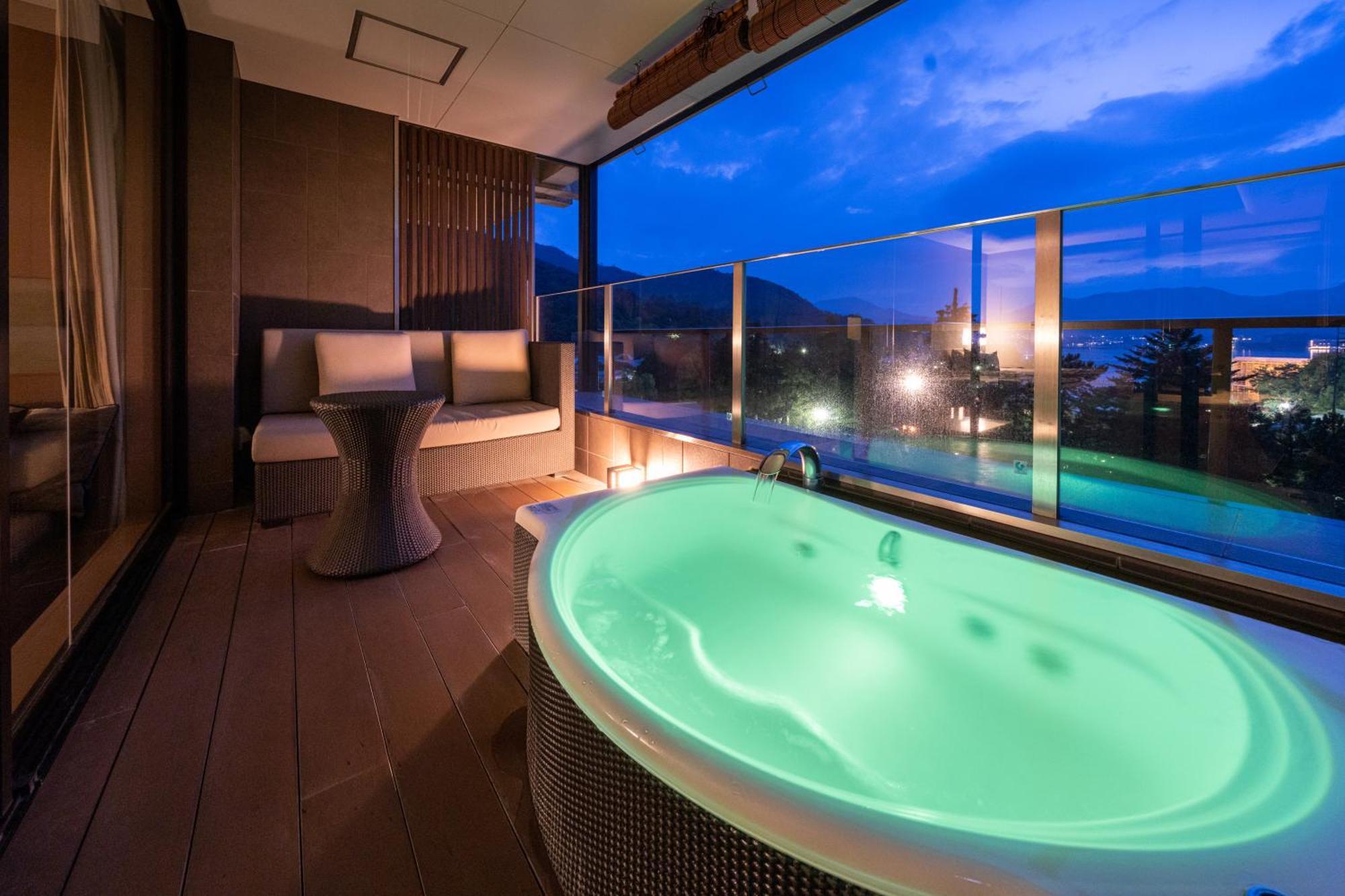 Miyajima Grand Hotel Arimoto Хацукаити Экстерьер фото